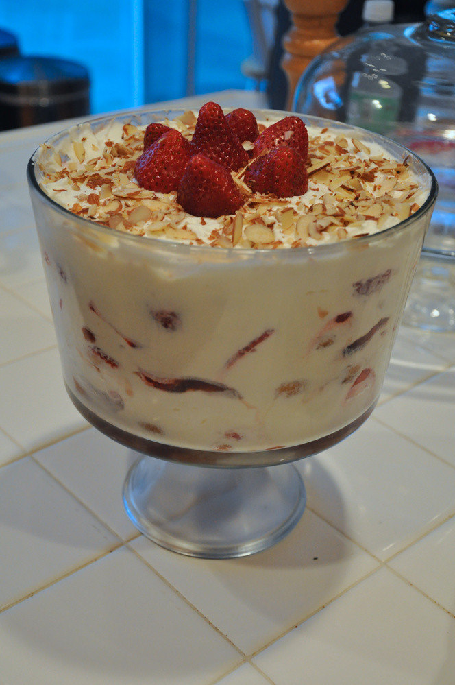 Delicious and Simple Dessert Ideas Trifle
