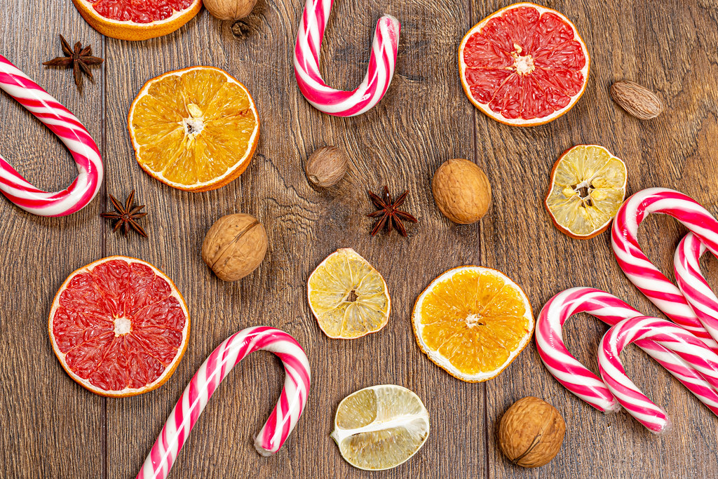 Dried Fruit Gifts for Christmas: 8 Unique and Healthy Options for Your Loved Ones